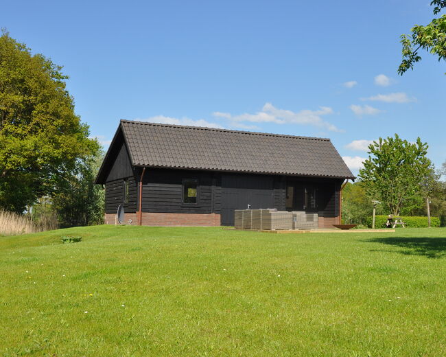 Landelijke kapschuur op maat - Van den Berg Houtbouw 