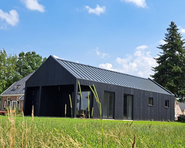 Houten schuurwoning op maat - luxe houtbouw - Van den Berg Houtbouw 