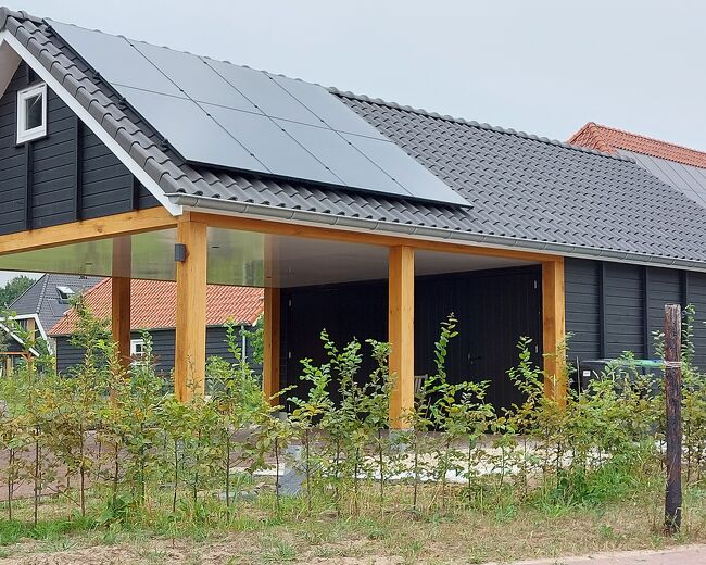 Schuur-carport - Luxe houtbouw - Van den Berg Houtbouw